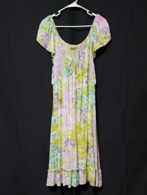 Liberty Love Multicolor Floral Print Midi-Length Dress. Size: X-Large